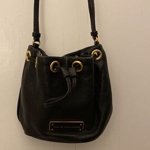 MARC JACOBS MINI BUCKET BAG
